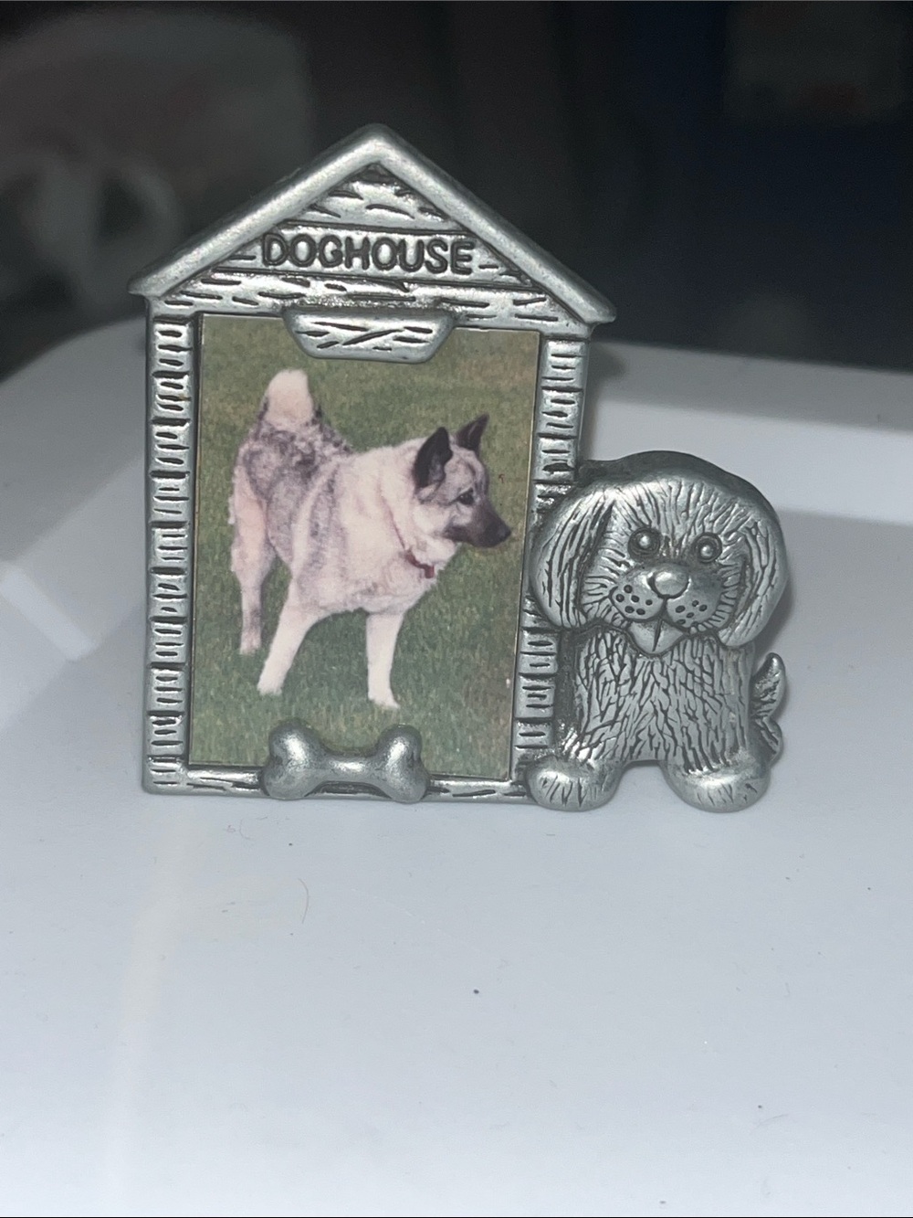 Pewter Doghouse Frame with Sitting Dog Accent